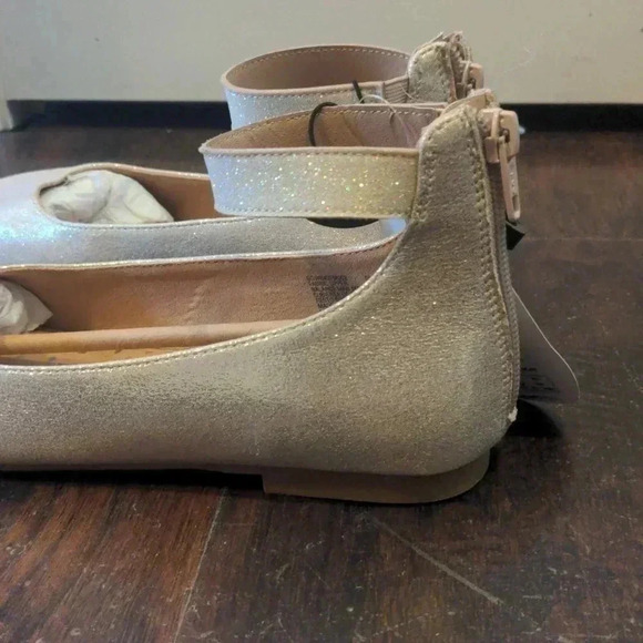 Wonder Nation Big Girl Ballet Flats with Ankle Strap - Picture 9 of 9